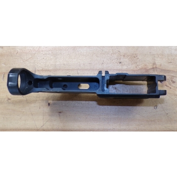 Gniazdo magazynka z komorą spustową M16A1 #9562887